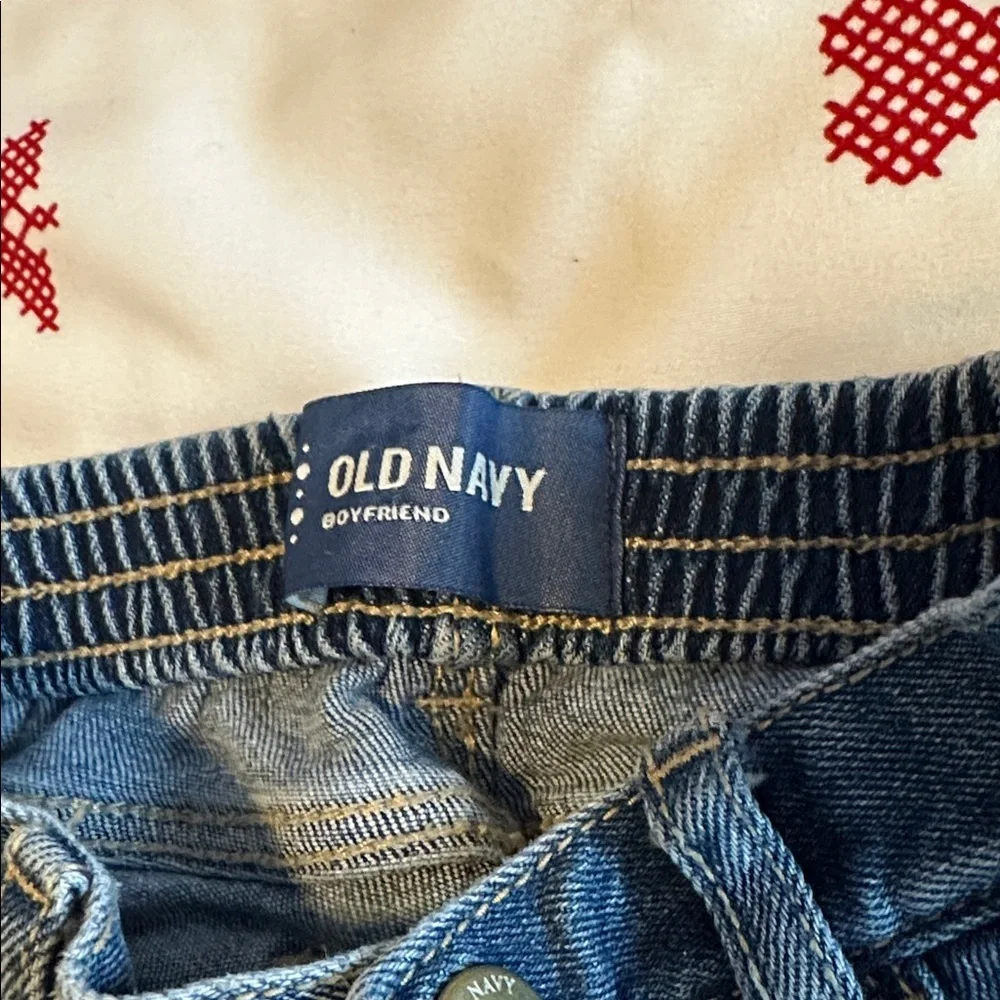 Old Navy Baby Blue Jeans with White Floral Detail Size 6-12 Months